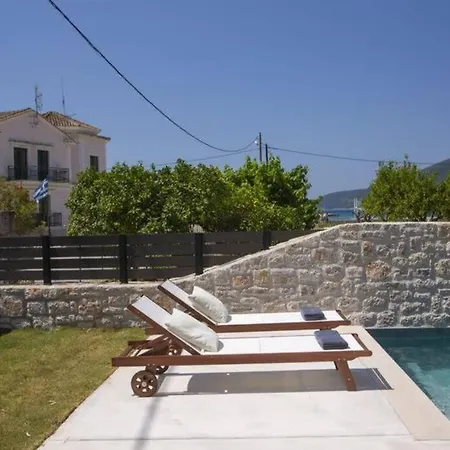 Seascape Gaia Villa *
